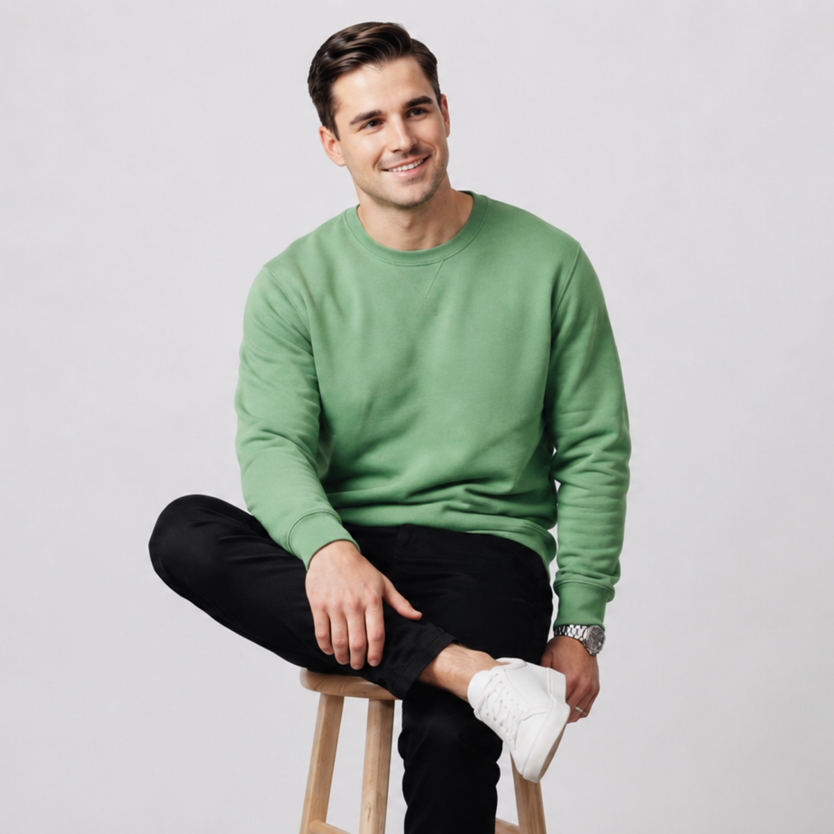 Essential V-Crew Sweatshirt: Kale Green