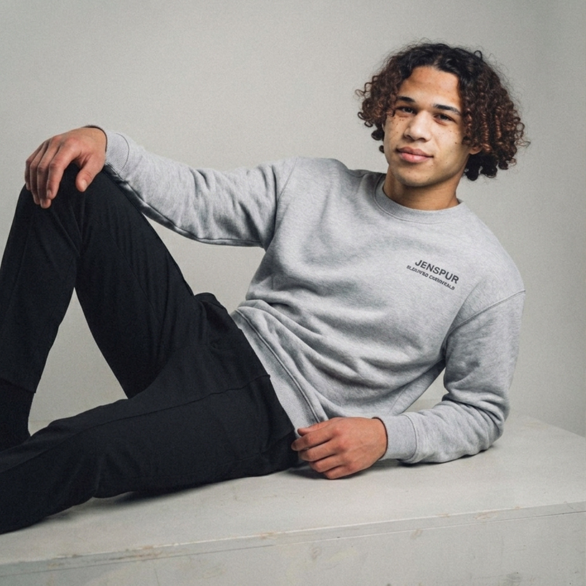 Embroided Sweatshirt: Grey