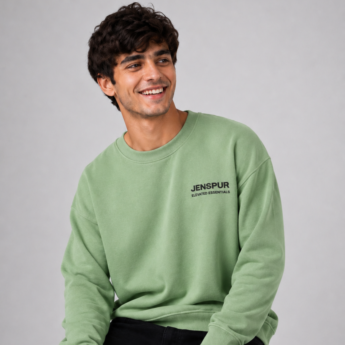 Classic Embroided Sweatshirt: Kale Green