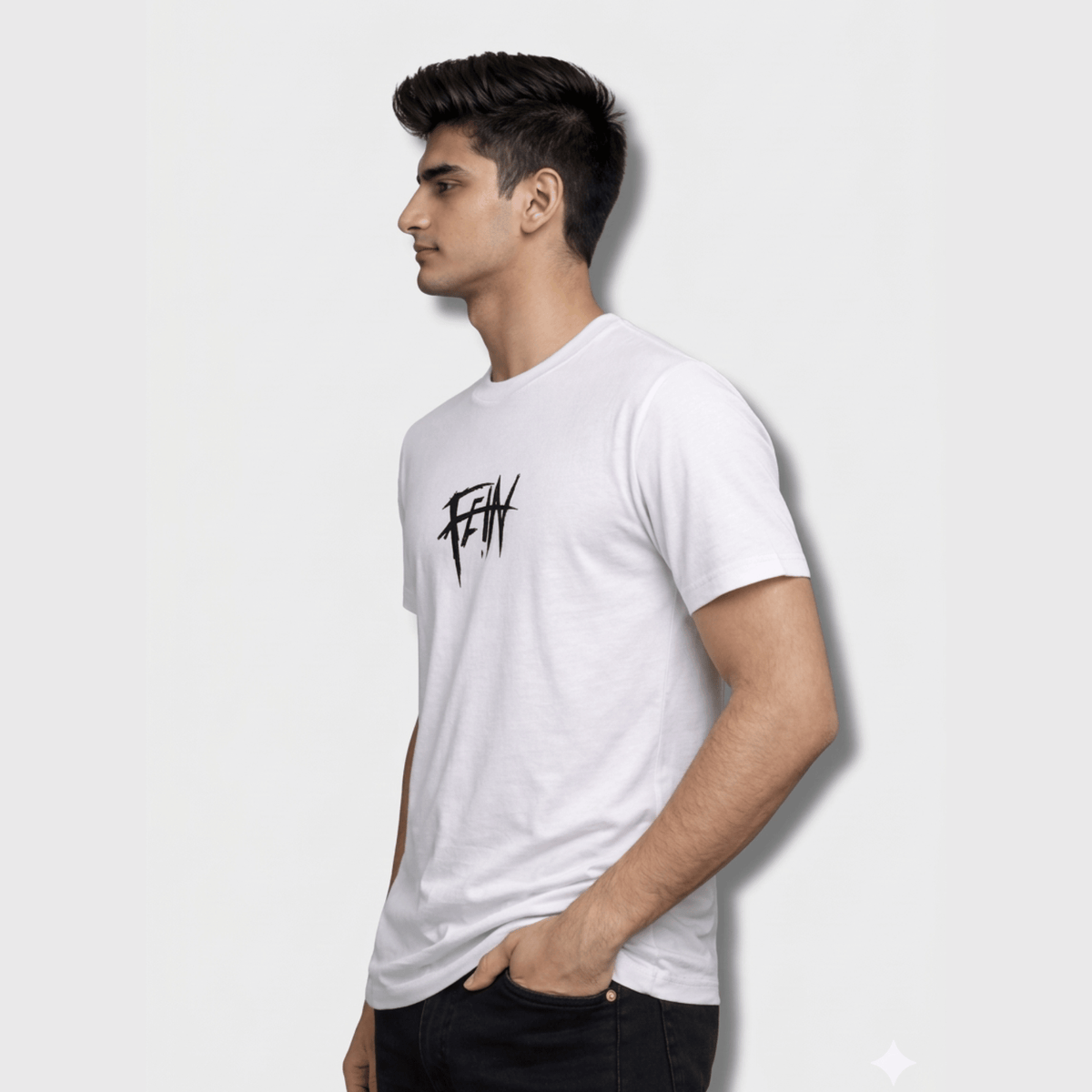 Fein Graphic T-Shirt: White